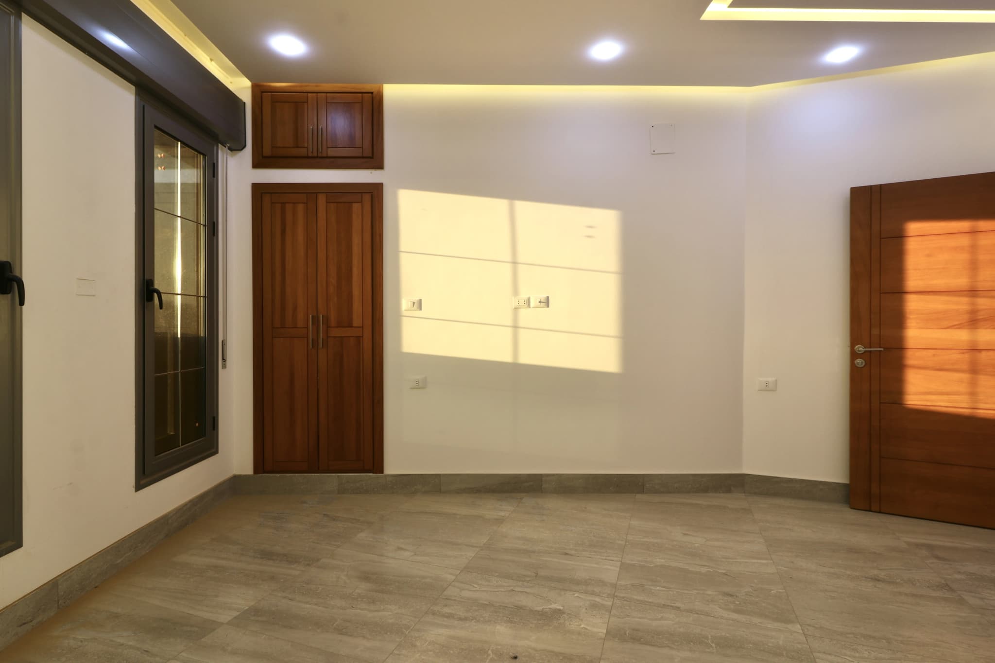 فيلا في سوق الجمعة  8