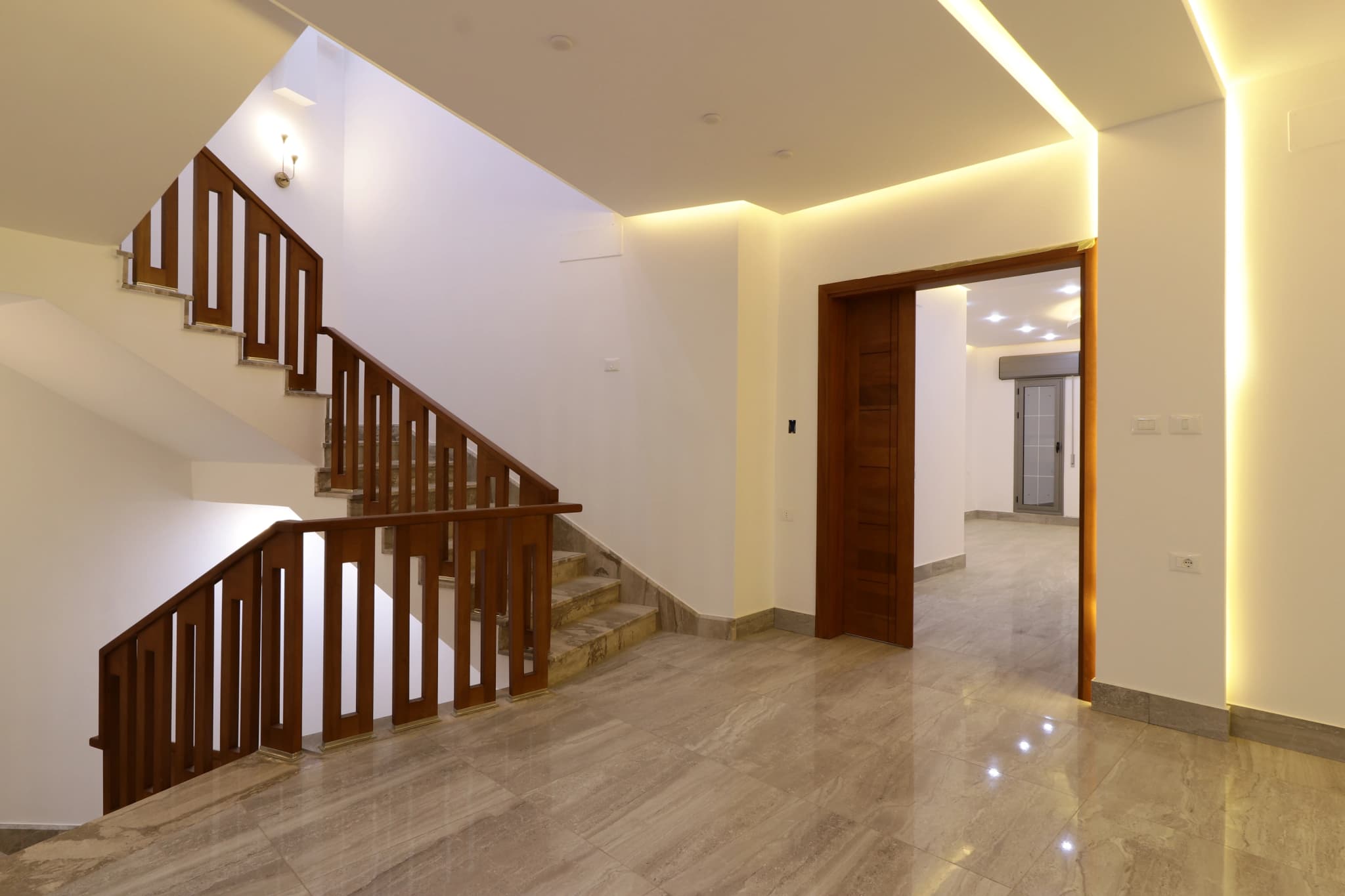 فيلا في سوق الجمعة  13