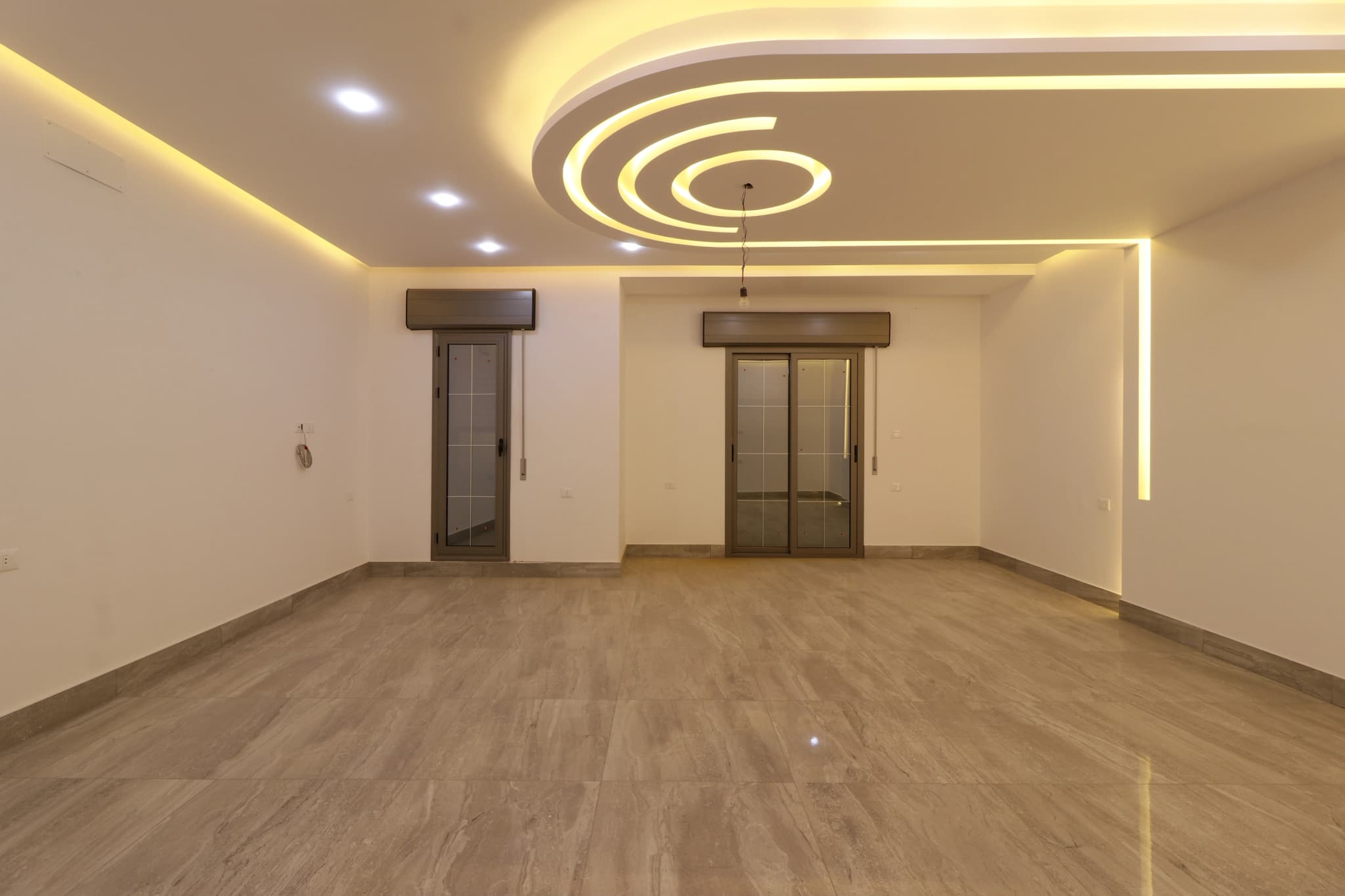 فيلا في سوق الجمعة  15