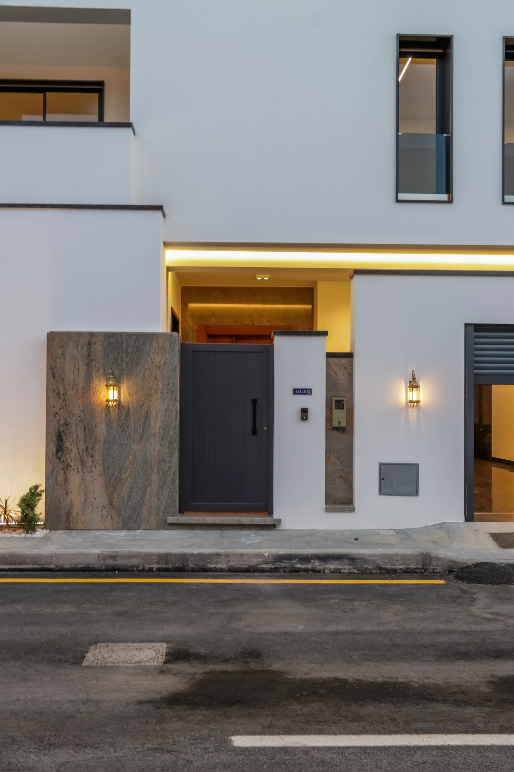 fyla-hthythh-fy-sok-algmaa-AuFBCl