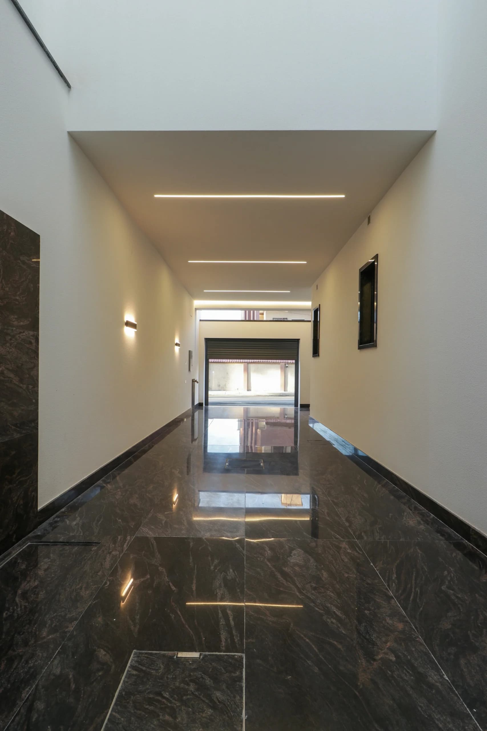 فيلا حذيثه في سوق الجمعة 6