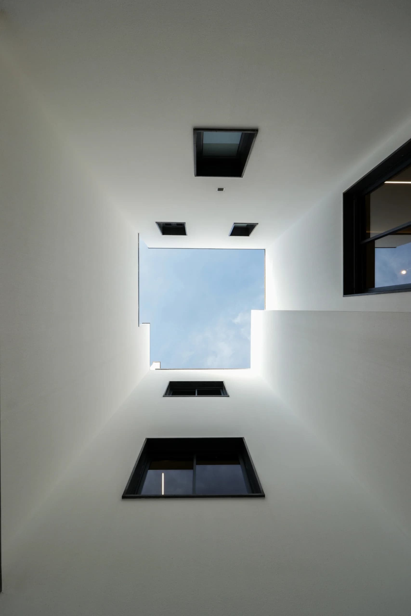 فيلا حذيثه في سوق الجمعة 8