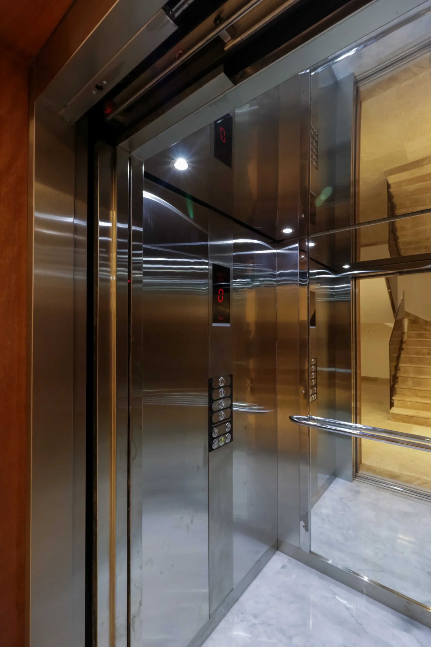 فيلا حذيثه في سوق الجمعة 23