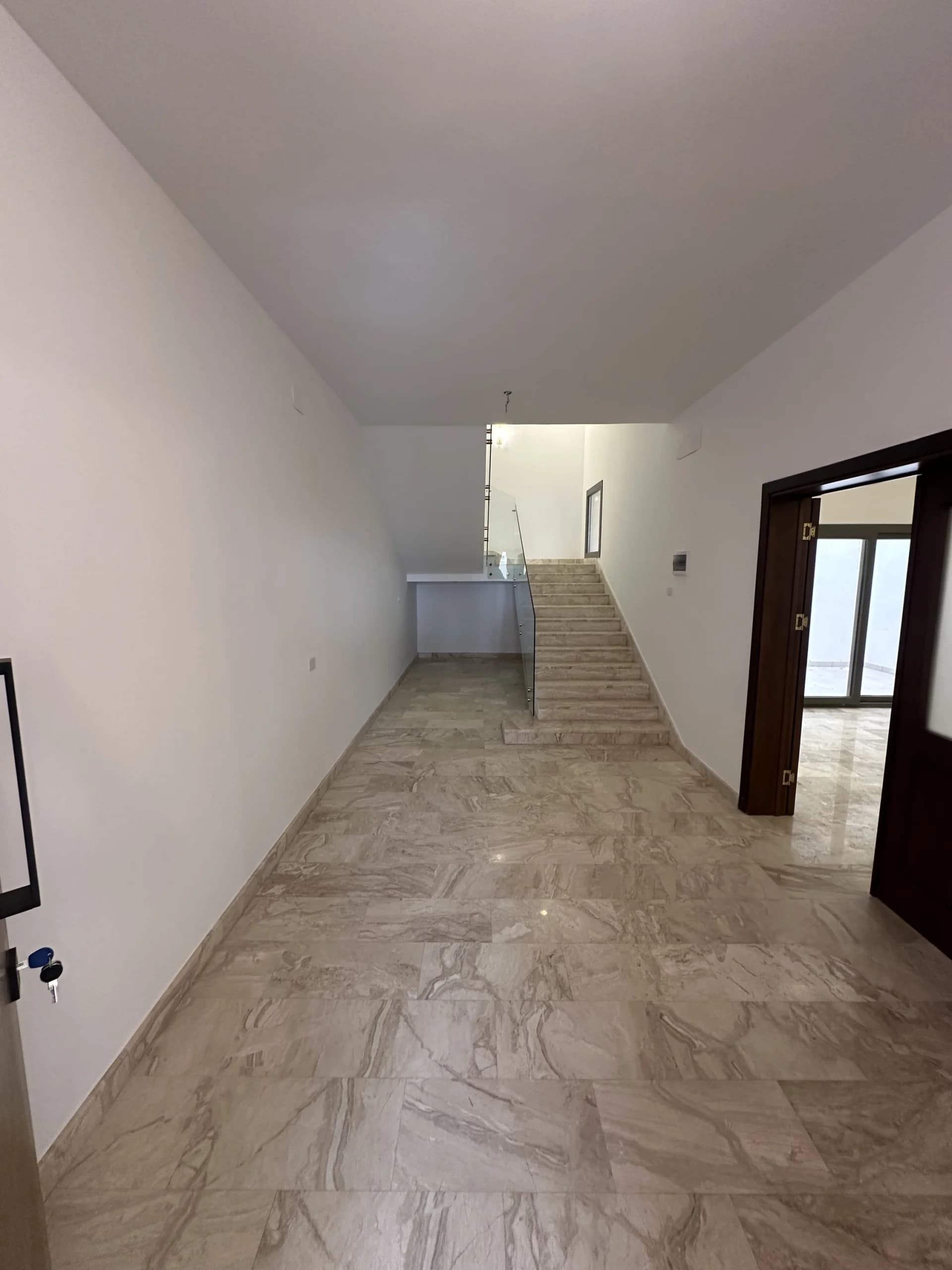 	فيلا تقسيم داخلي شقتين وملحق 3