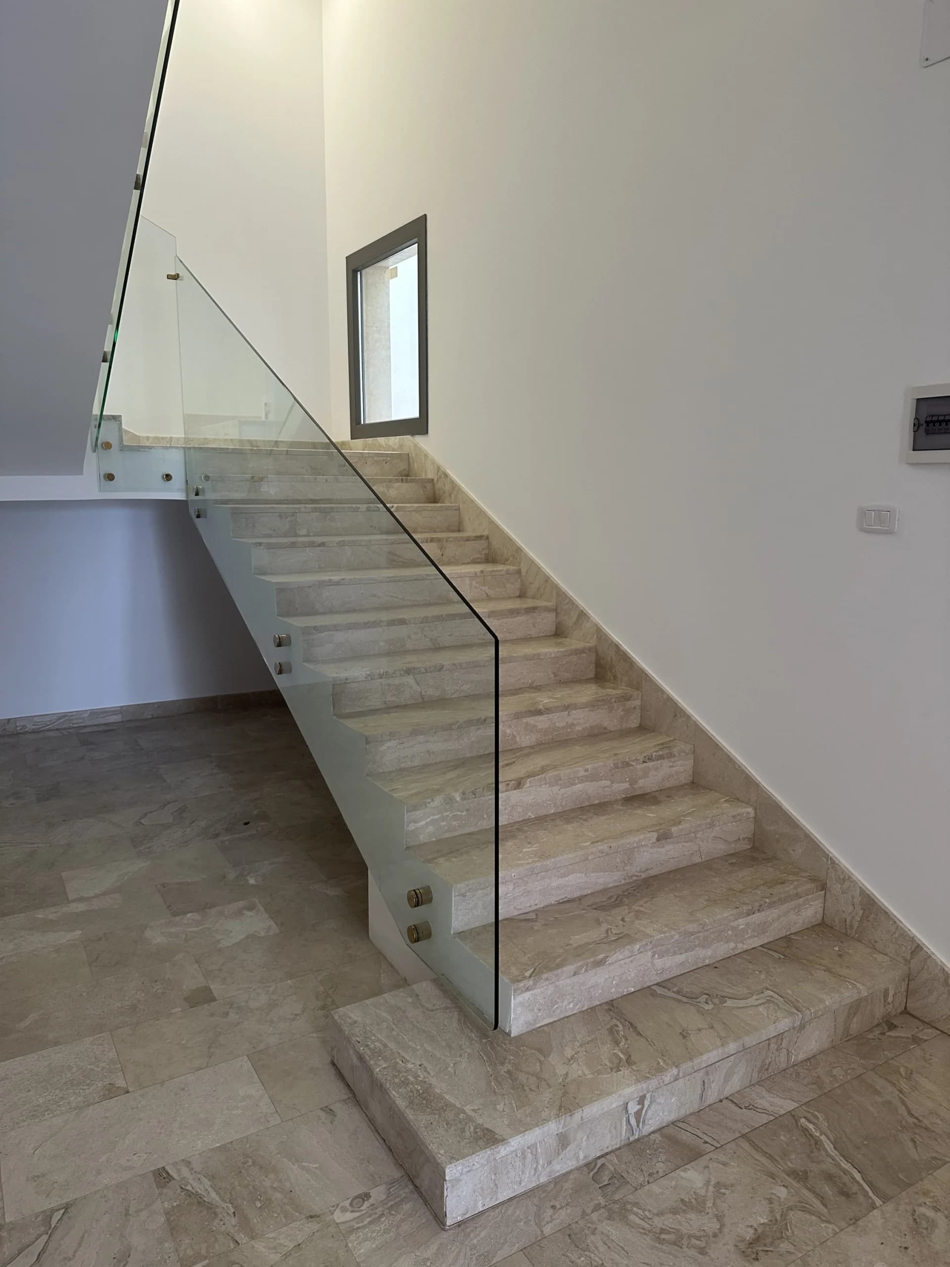 	فيلا تقسيم داخلي شقتين وملحق 4