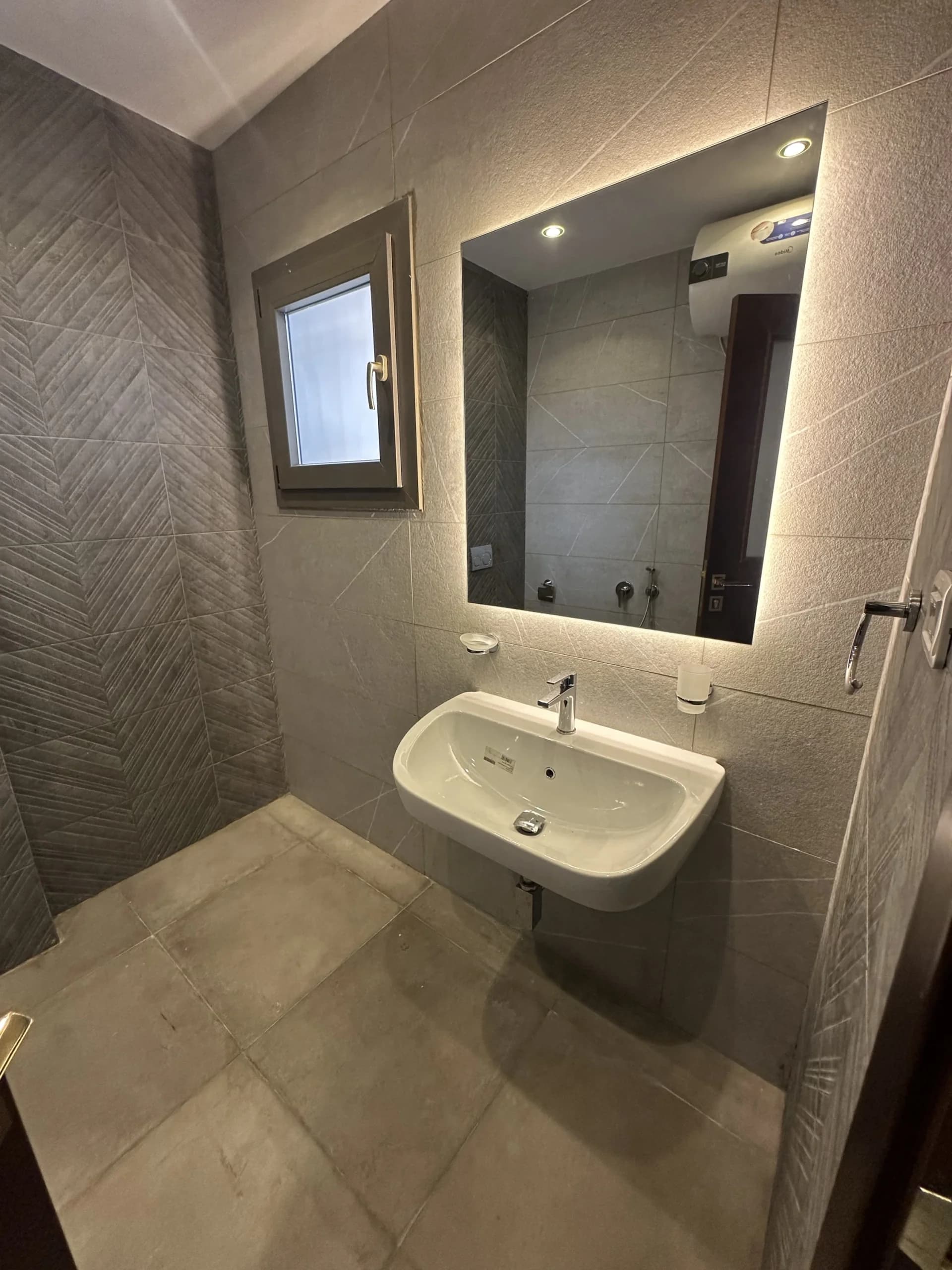 	فيلا تقسيم داخلي شقتين وملحق 7