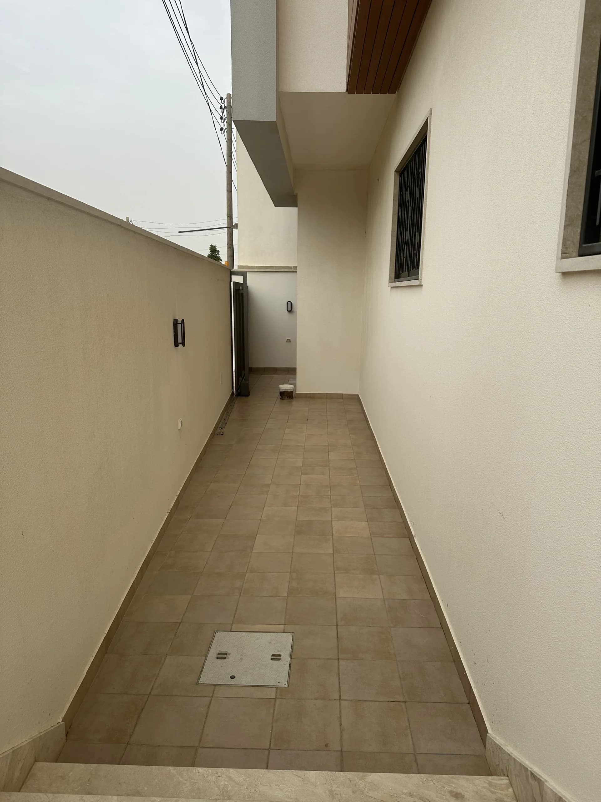 	فيلا تقسيم داخلي شقتين وملحق 13