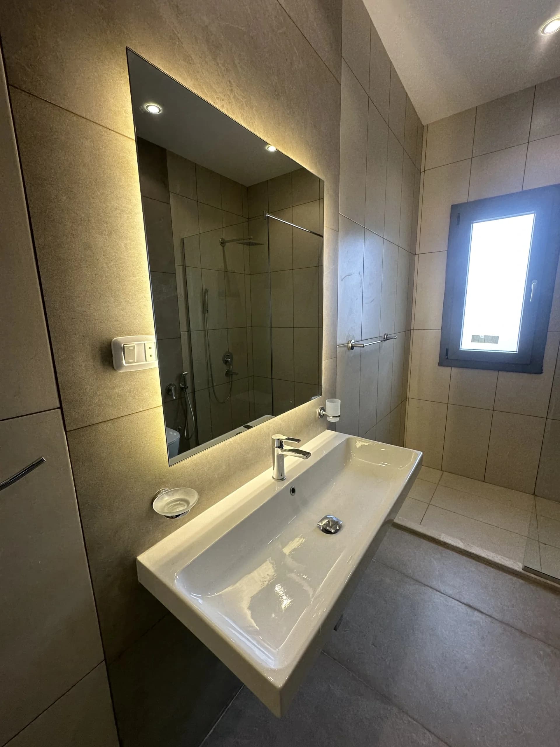 	فيلا تقسيم داخلي شقتين وملحق 23