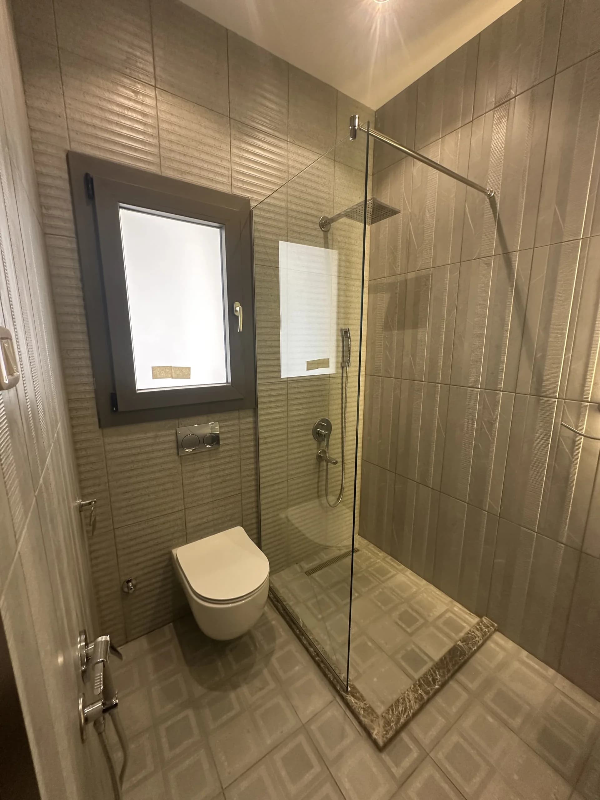 	فيلا تقسيم داخلي شقتين وملحق 26