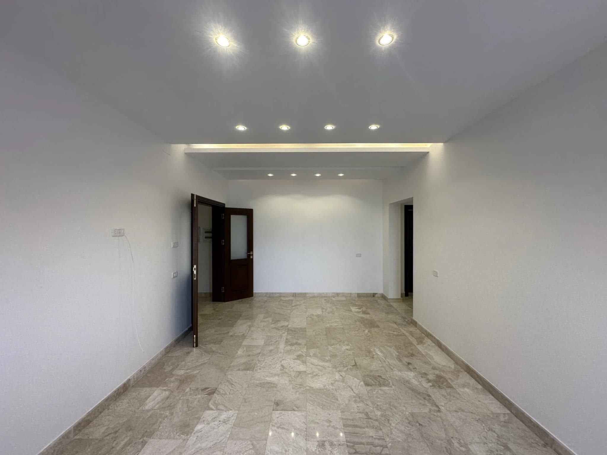 	فيلا تقسيم داخلي شقتين وملحق 31