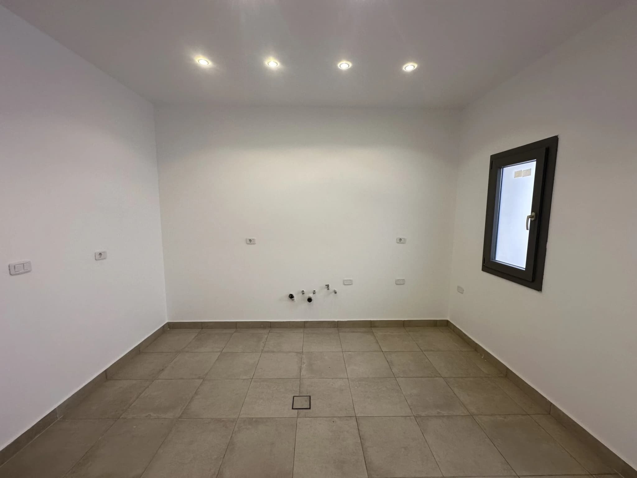 	فيلا تقسيم داخلي شقتين وملحق 32