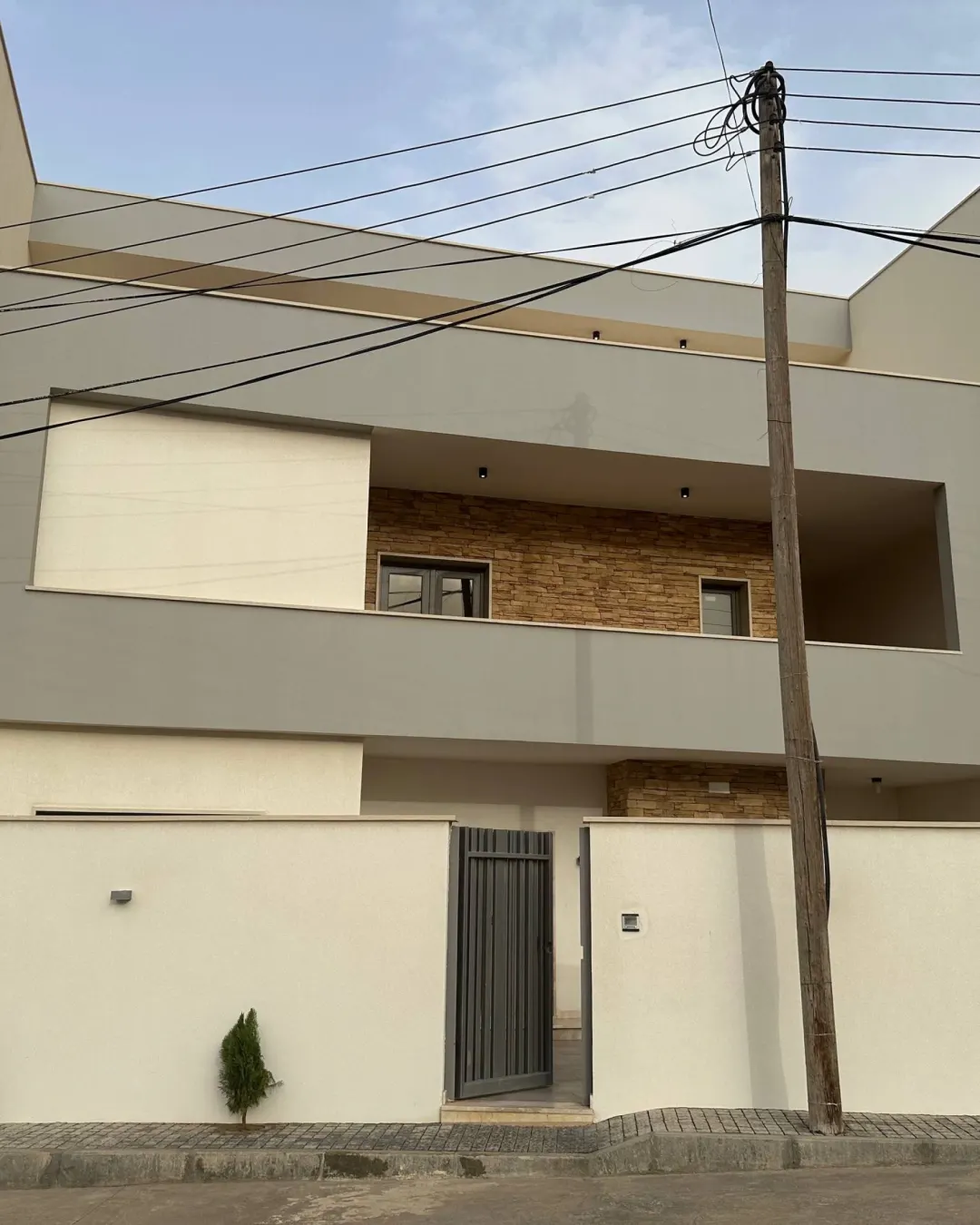 fyla-tksym-dakhly-shktyn-omlhk-E00gRG