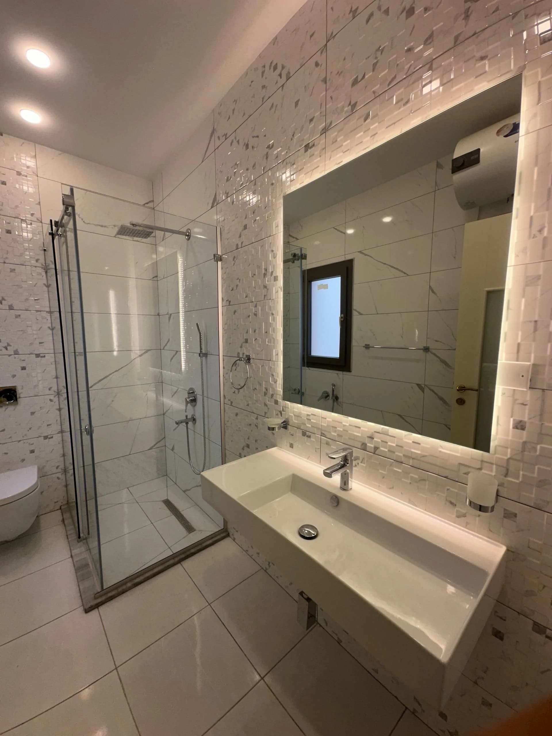 فيلا تقسيم داخلي شقتين وملحق 9