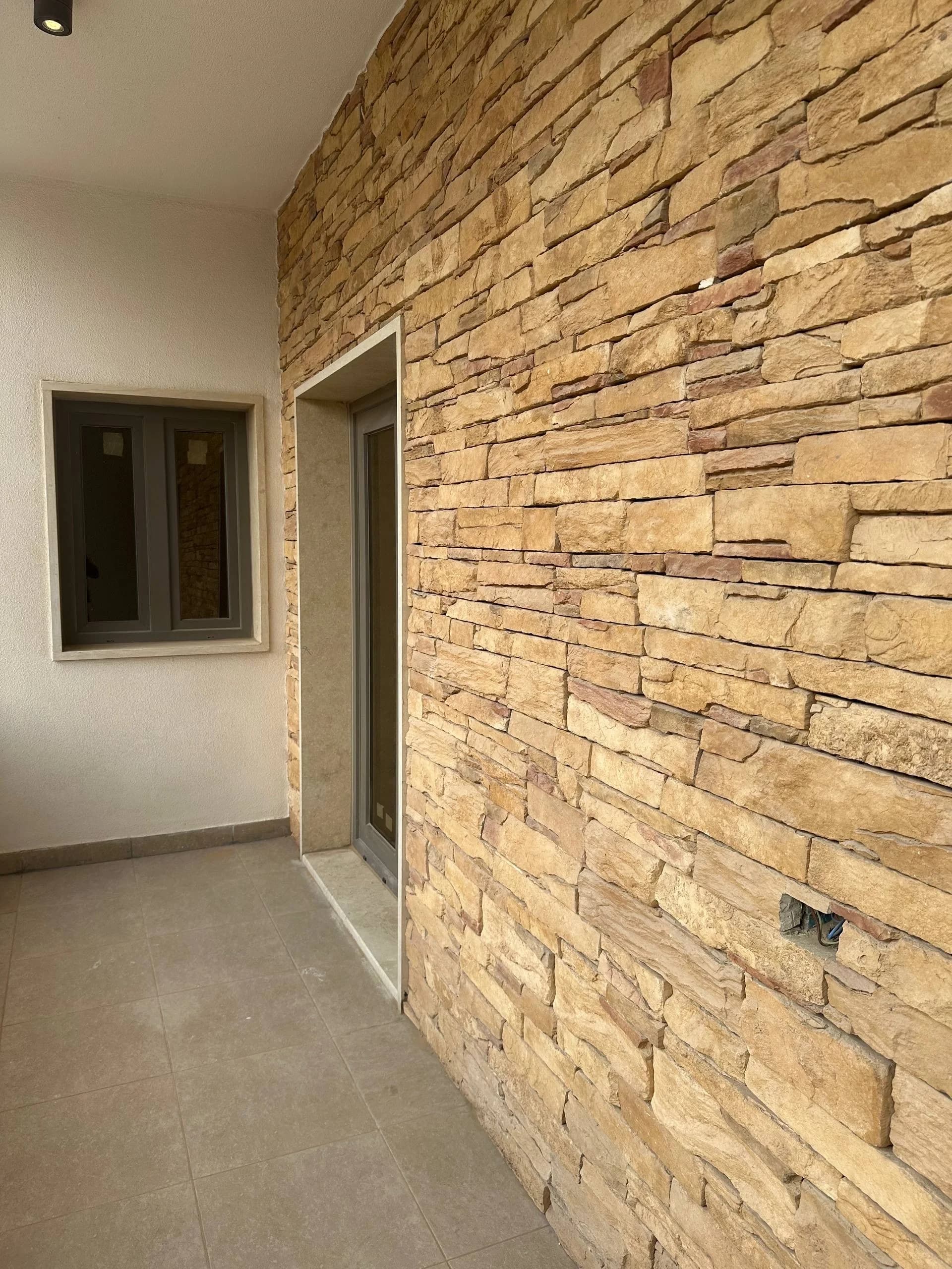 فيلا تقسيم داخلي شقتين وملحق 15