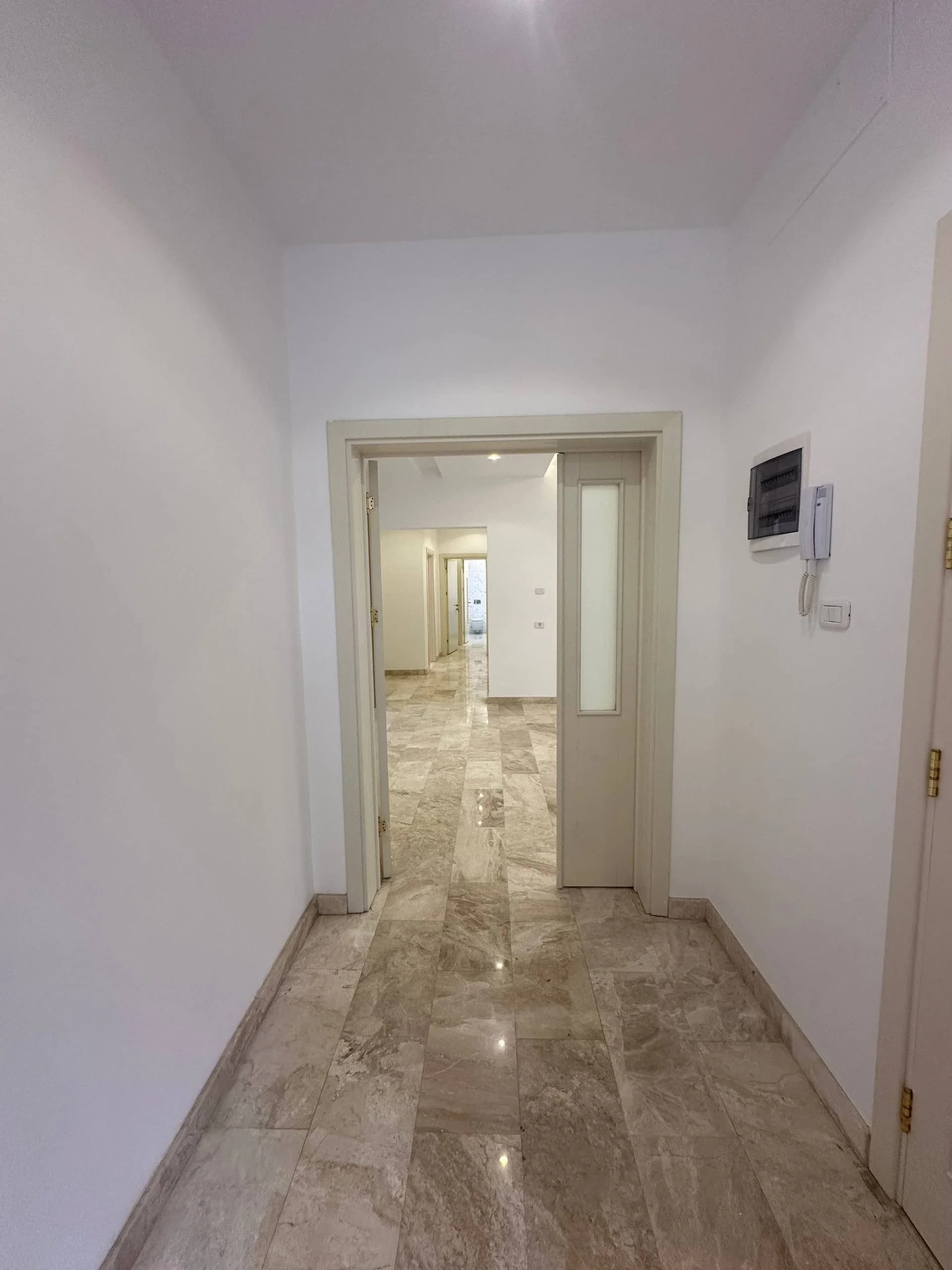 فيلا تقسيم داخلي شقتين وملحق 14