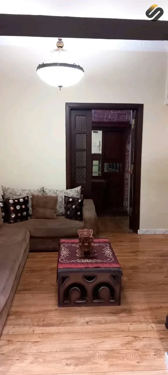شقه . للبيع . الطابق الرابع . راس حسن . 2