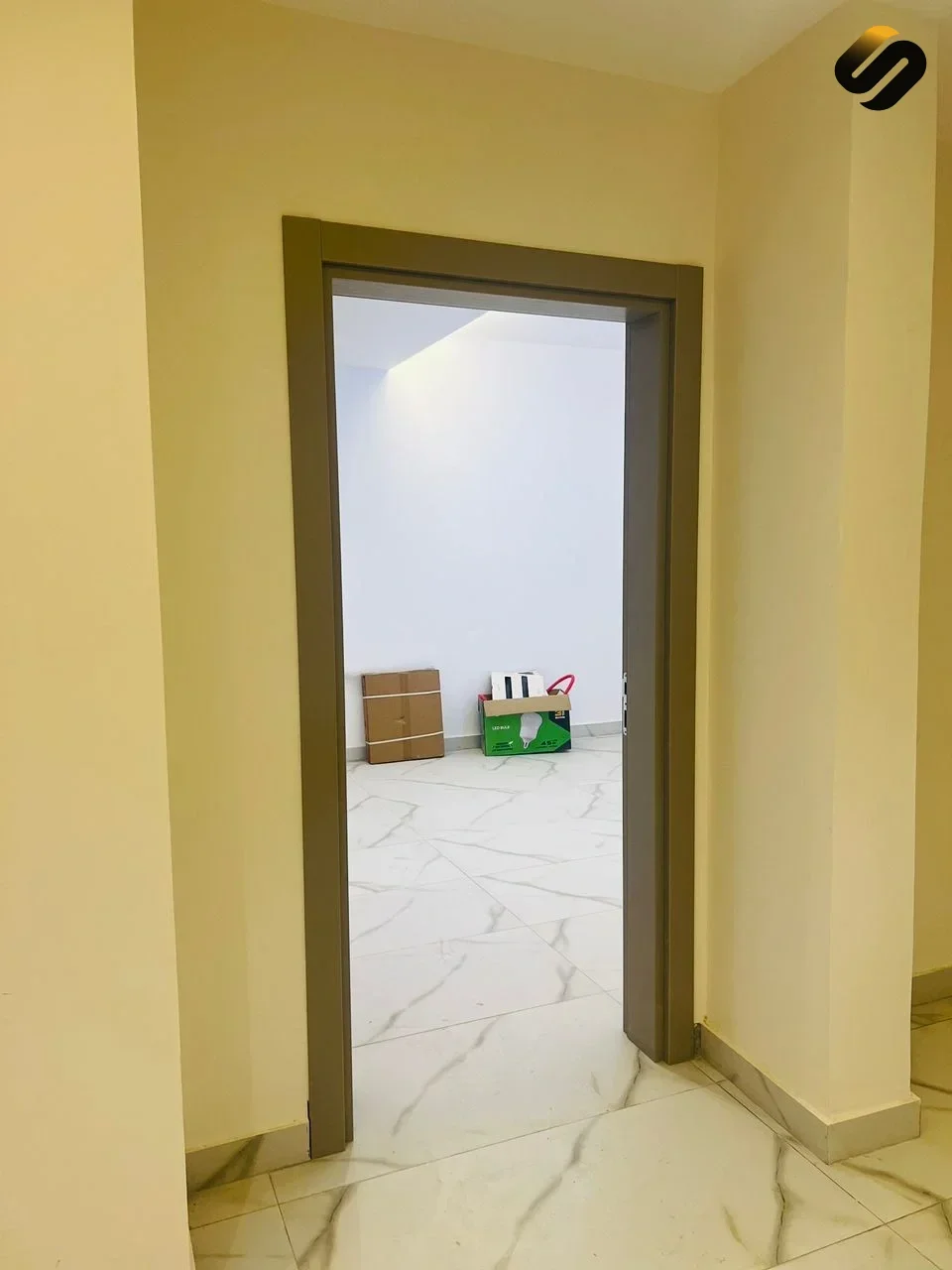 شقة عائلية فاخرة بمساحة ممتازة  3