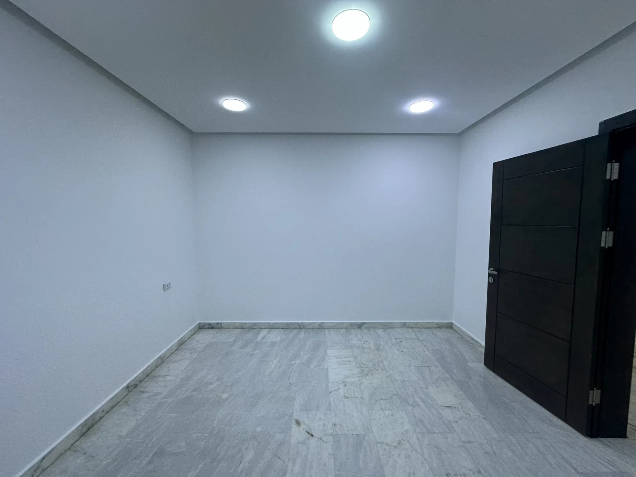 فرصتك لإمتلاك شقة ممتازة  12