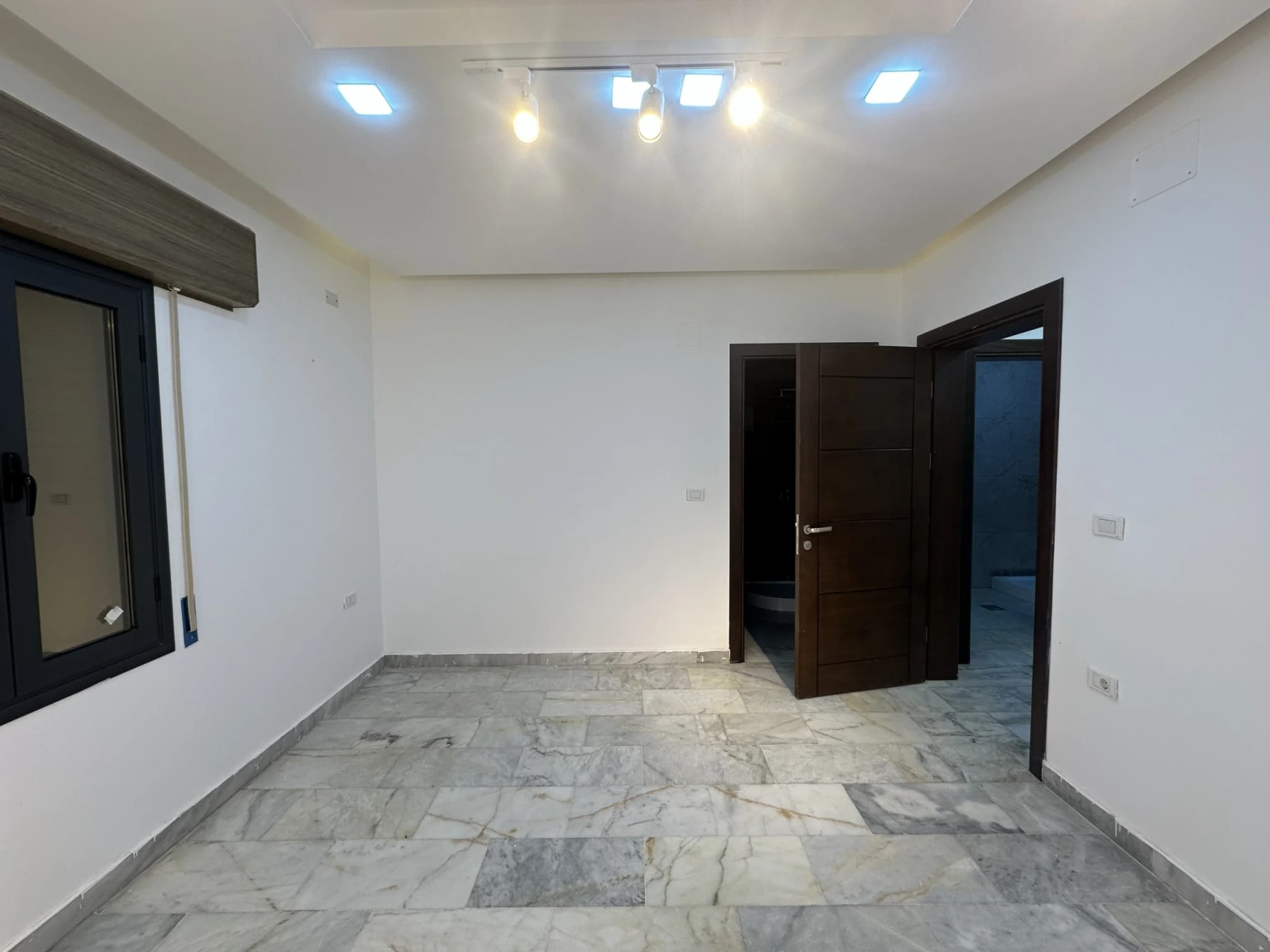 فرصة لإمتلاك شقة بتفاصيل ممتازة  14