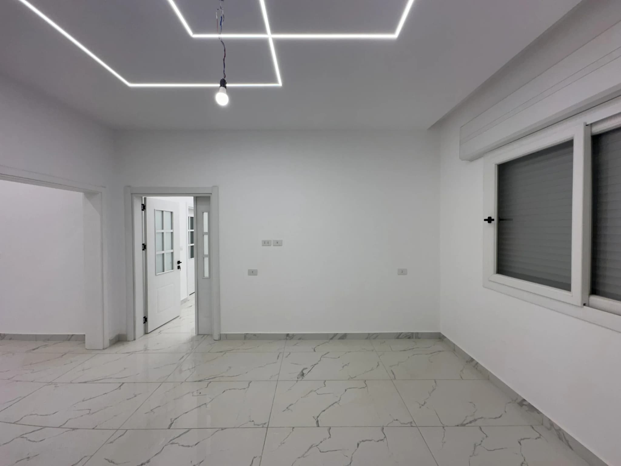 💎 فرصة عقارية فاخرة للبيع: رفاهية المساحة والخصوصية التامة 💎 15