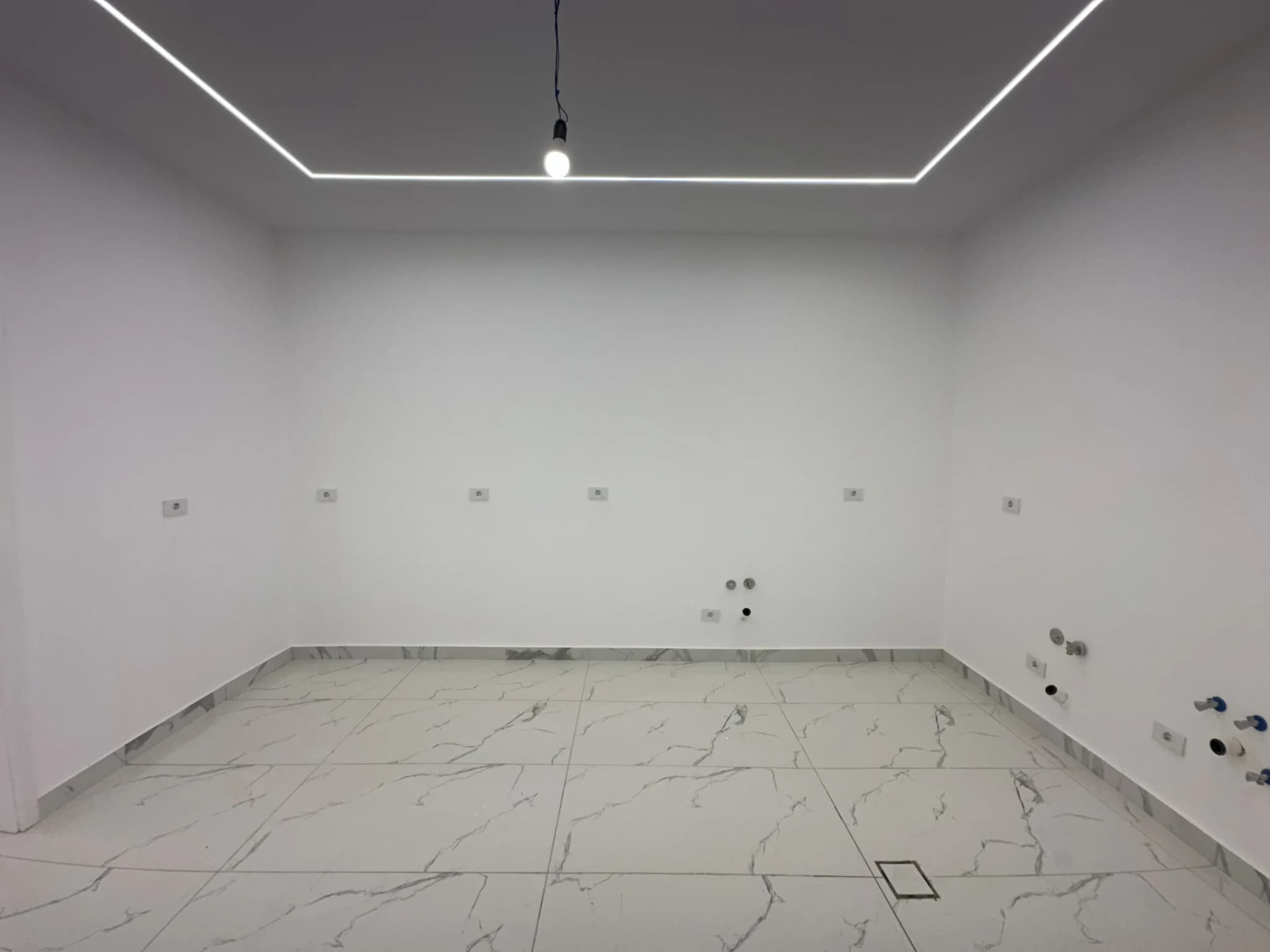 💎 فرصة عقارية فاخرة للبيع: رفاهية المساحة والخصوصية التامة 💎 18