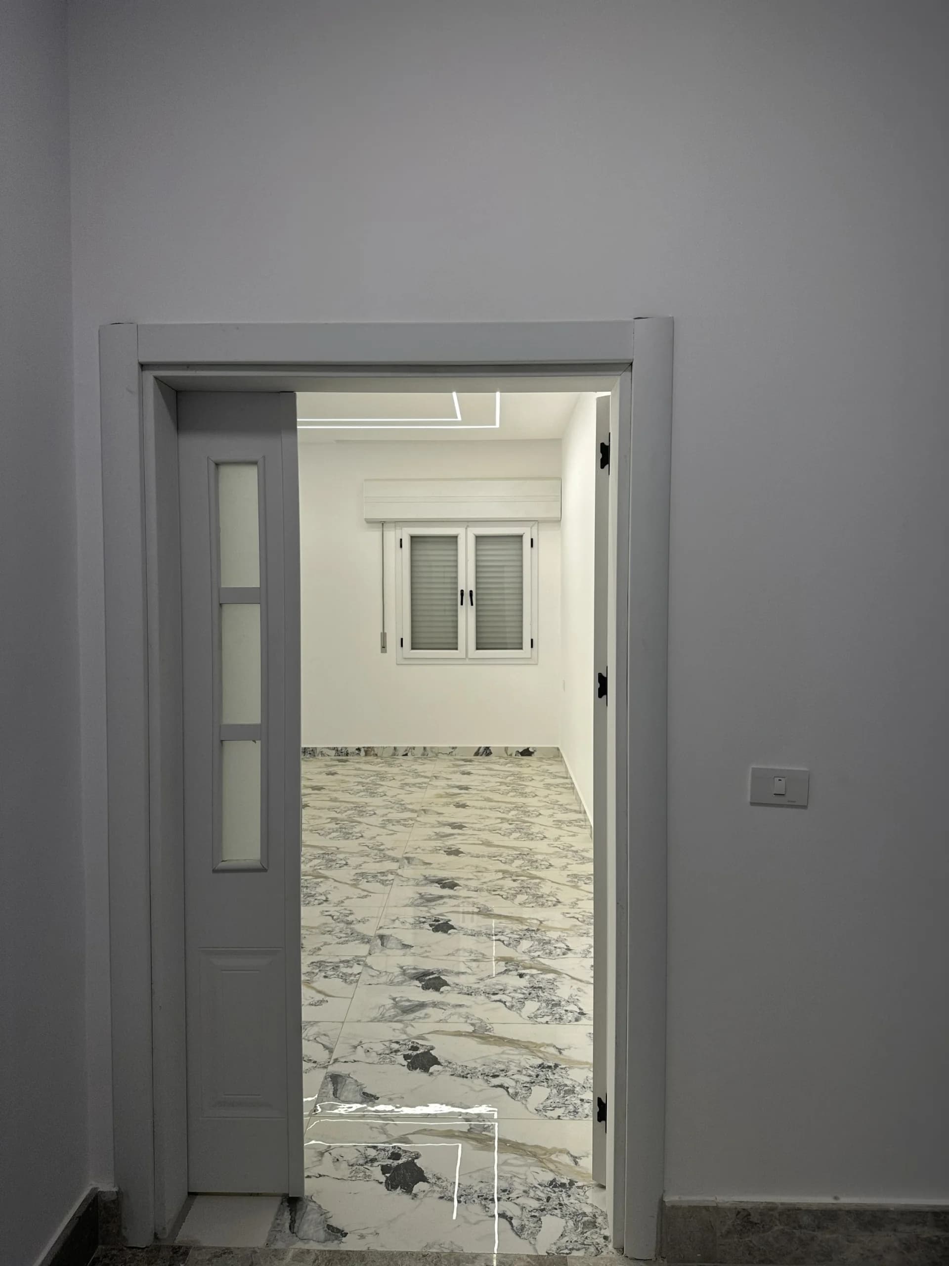 💎 فرصة عقارية فاخرة للبيع: رفاهية المساحة والخصوصية التامة 💎 34