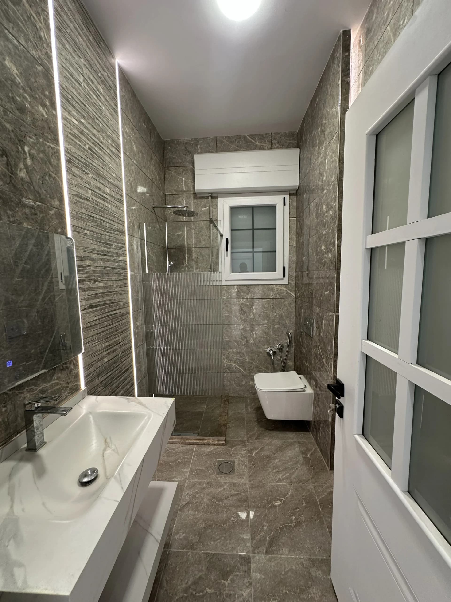 💎 فرصة عقارية فاخرة للبيع: رفاهية المساحة والخصوصية التامة 💎 37