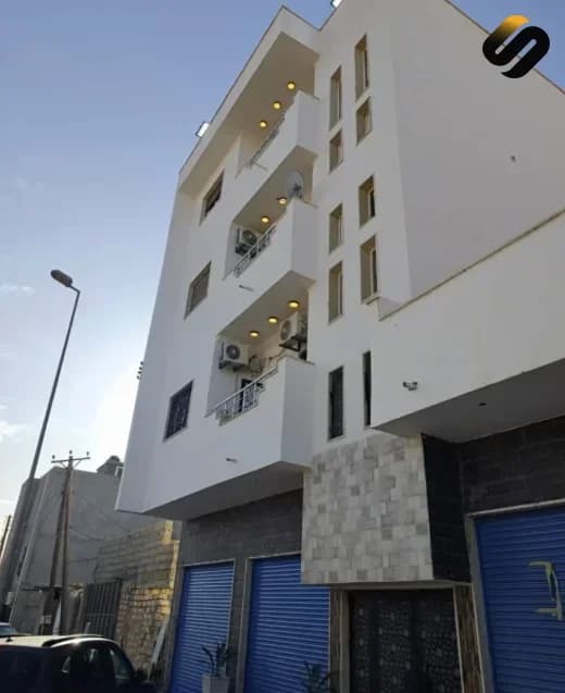 عمارة للبيع عين زارة الحمودات 1