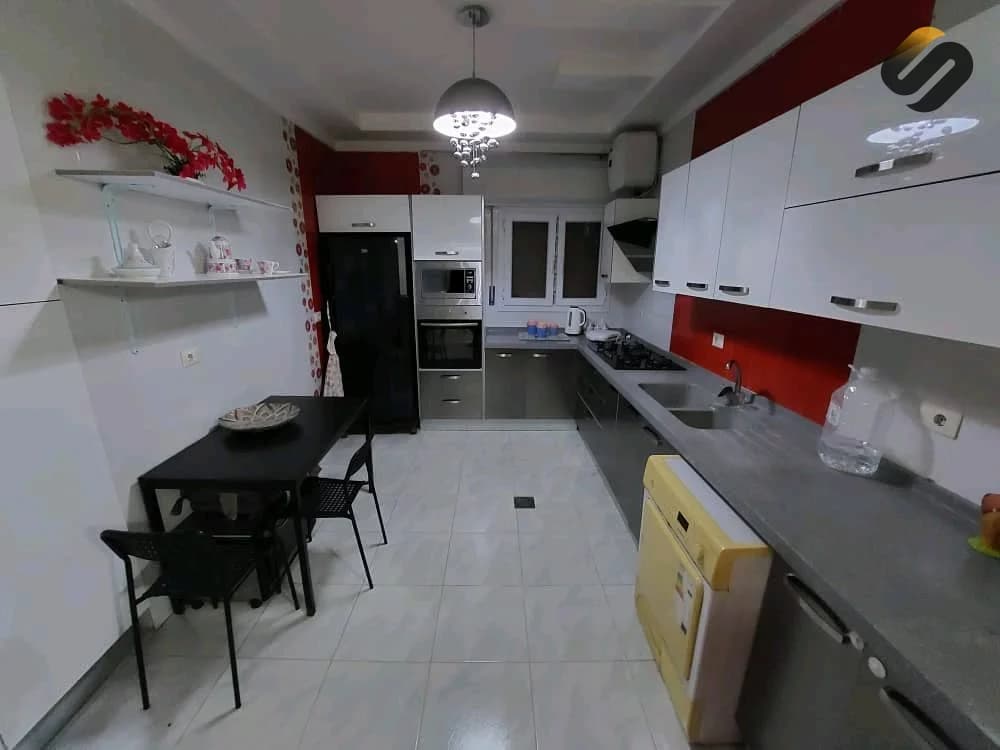 مشروع الموز 13