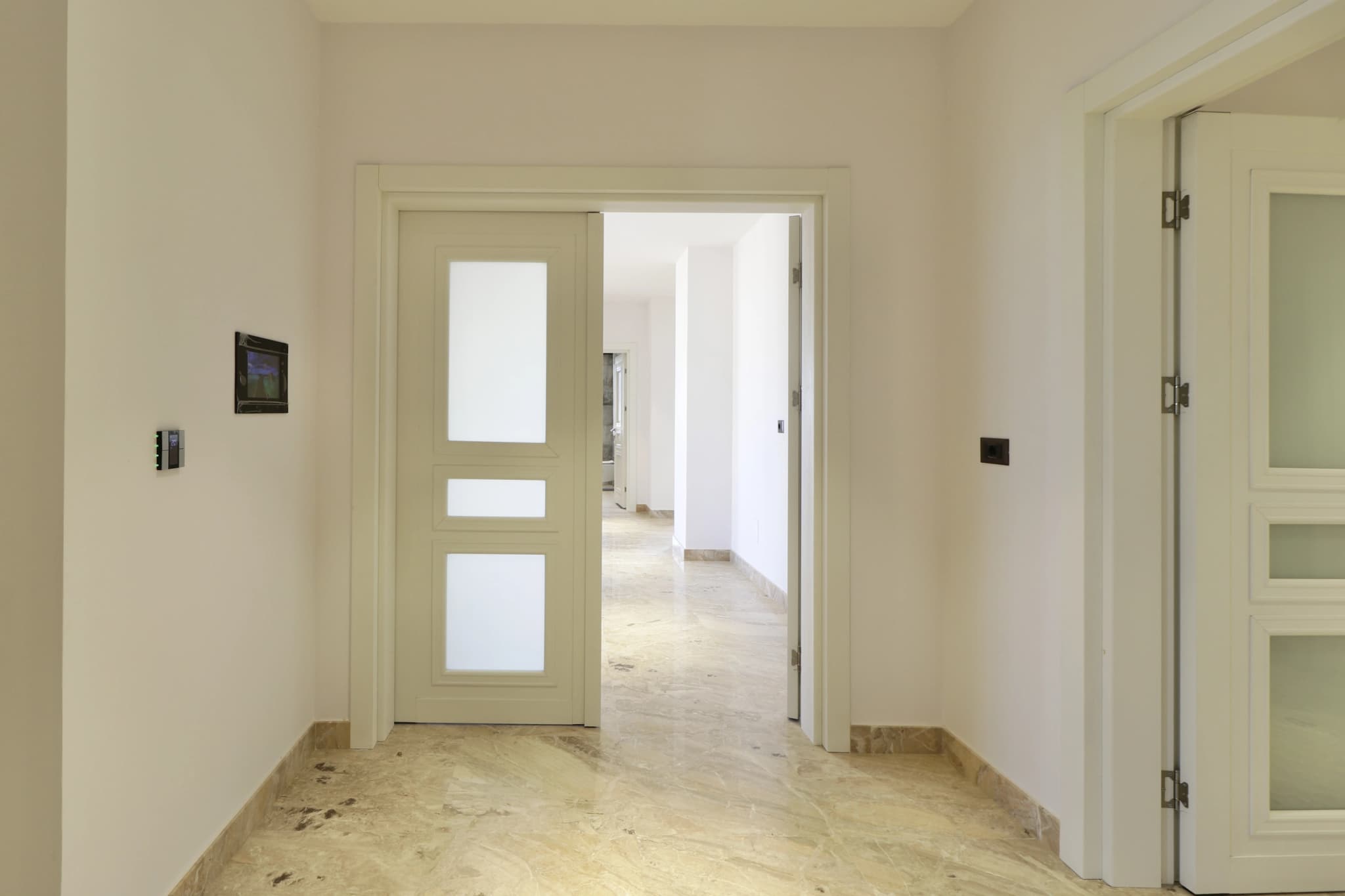 شقة في بن عاشور  5