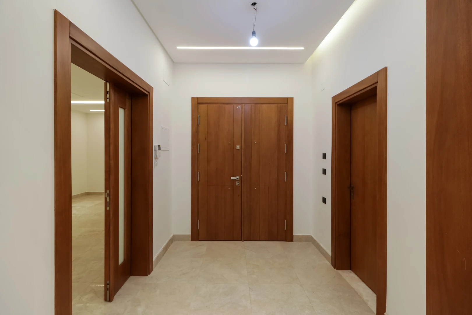 فيلا في سوق الجمعة  2