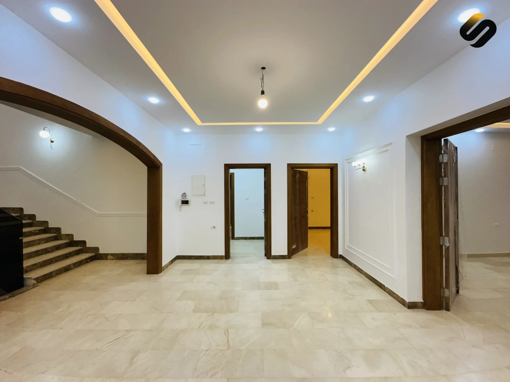 فيلا فاخرة في طريق الشوك 19